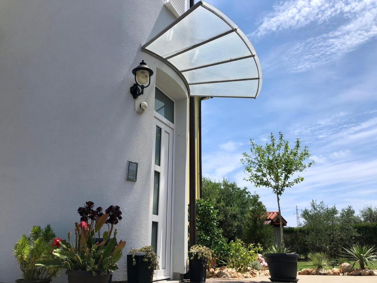 Goldfinch Estate Διαμέρισμα Banjole Εξωτερικό φωτογραφία